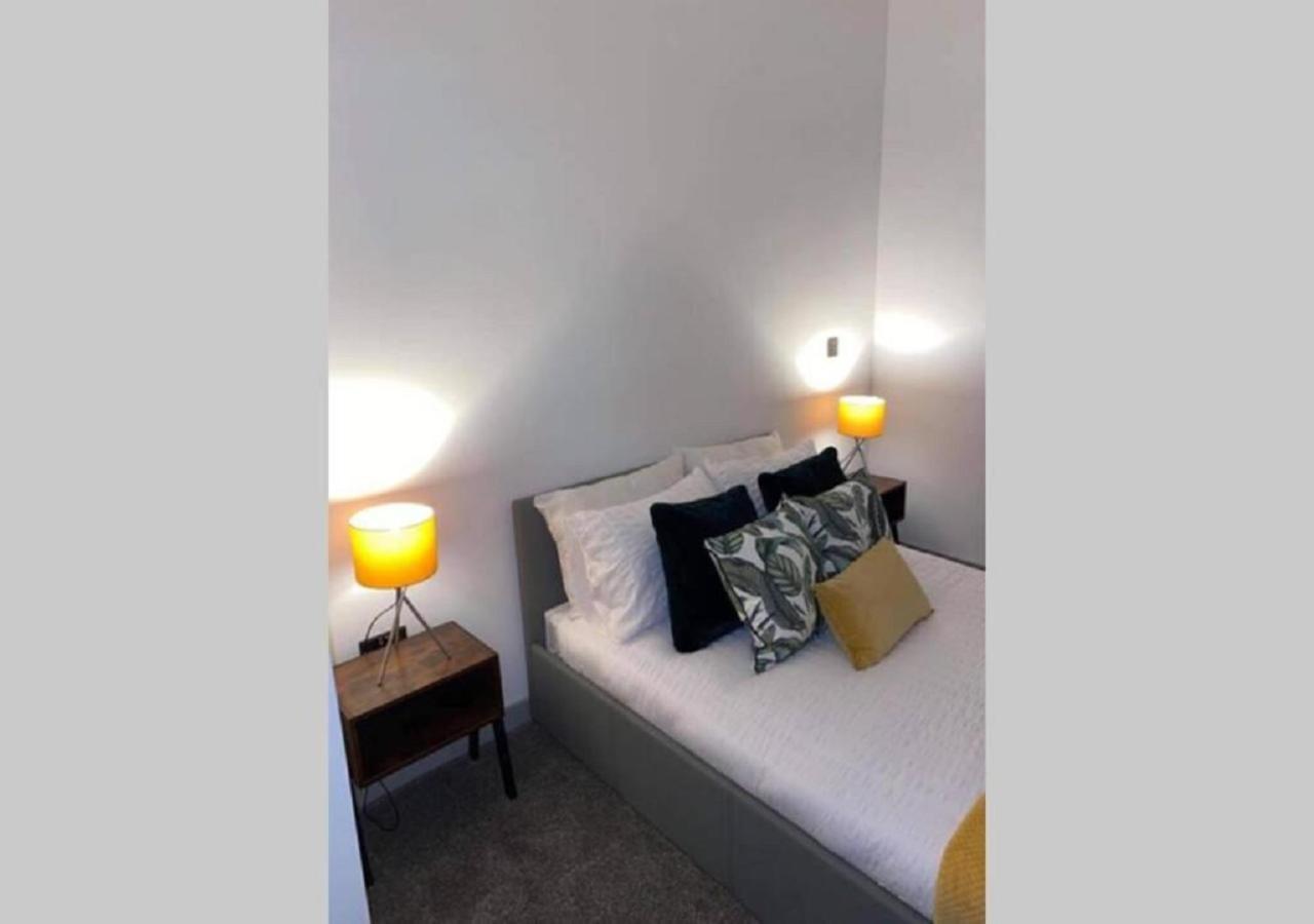 Doncaster City Centre Deluxe Whole Apartment Sleeps 4 D19 Exterior foto